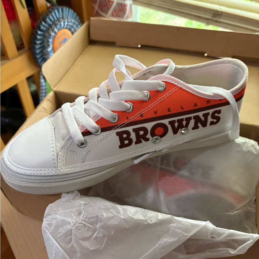 Cleveland Browns White and Orange Sneakers